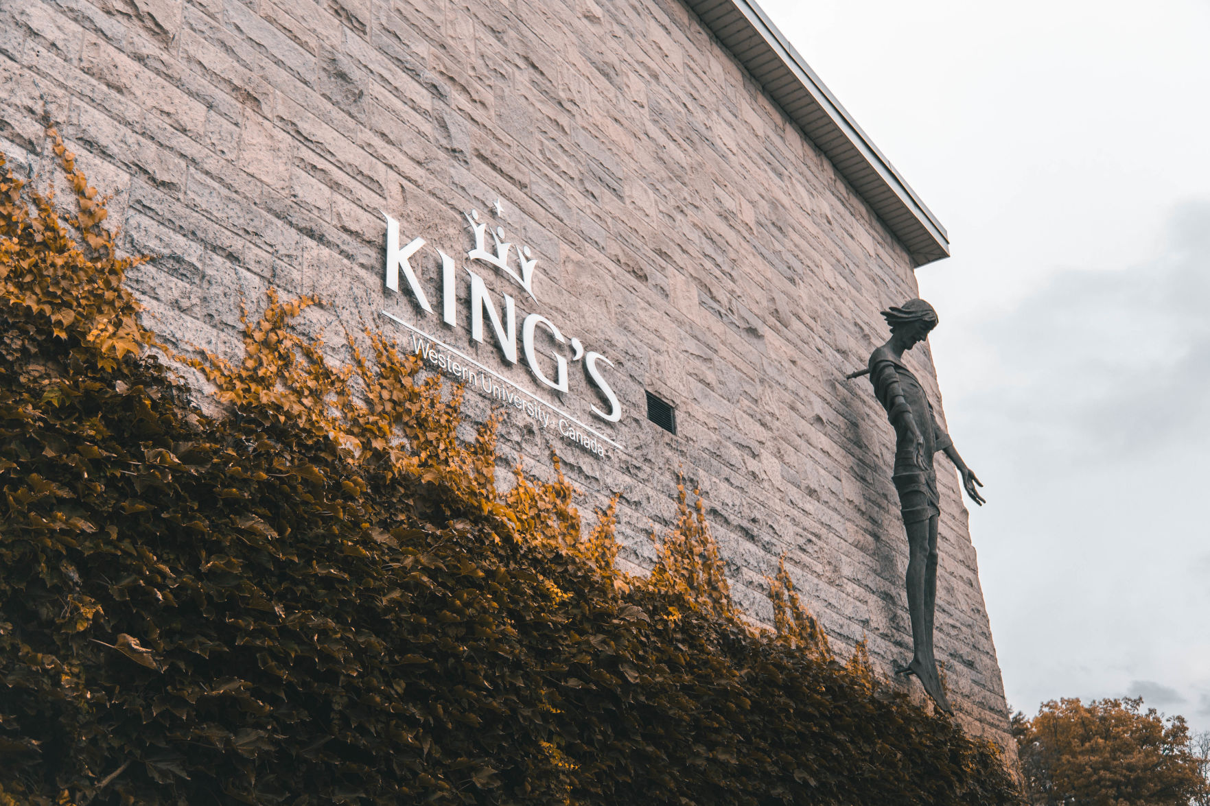 Kings // Logo 2 - Best // Saxon Lane